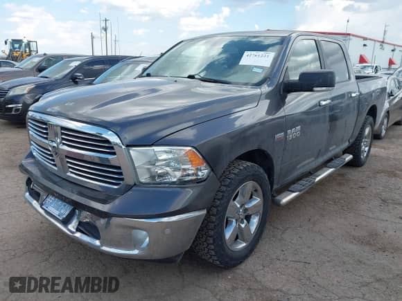 2016 Ram 1500 Lone Star z VIN 1C6RR6LT0GS107352, wystawiony jako IAAI lot #42761221 z przebiegiem 115 063 mil mil oraz . Historia ofert i sprzedaży dostępna na DreamBid. Obrazek 17.