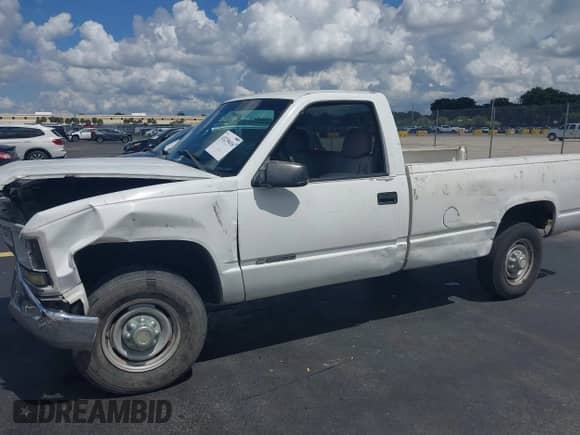 2000 Chevrolet Silverado 3500 с VIN 1GCGC34R5YR229796, выставлен на аукционе IAAI как лот 43239416 с пробегом 157 610 миль миль и . История ставок и продаж доступна на DreamBid. Изображение 13.