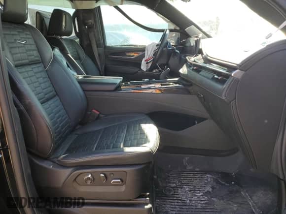 2023 Cadillac Escalade ESV AWD V-Series with VIN 1GYS4SK93PR100257, listed as a Copart auction lot 45474875 with 29,540 mi miles and Salvage title. Bid and sale history available at DreamBid. Image 7.