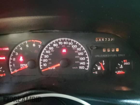 1994 Chevrolet Camaro Z28 z VIN 2G1FP22P2R2173826, wystawiony jako Copart lot #83315694 z przebiegiem 84 732 mil mil oraz Szkoda całkowita • Salvage title. Historia ofert i sprzedaży dostępna na DreamBid. Obrazek 9.