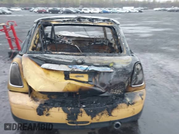 2007 MINI Hardtop с VIN WMWMF335X7TU62659, выставлен на аукционе IAAI как лот 43424534 с пробегом Не указан миль и . История ставок и продаж доступна на DreamBid. Изображение 15.