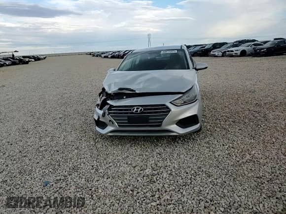 2019 Hyundai Accent SE z VIN 3KPC24A31KE052240, wystawiony jako Copart lot #68673325 z przebiegiem 55 794 mil mil oraz Szkoda całkowita • Salvage title. Historia ofert i sprzedaży dostępna na DreamBid. Obrazek 13.