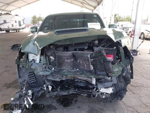 2022 Toyota Tacoma SR5 with VIN 3TMAZ5CN8NM180525, listed as a IAAI auction lot 42750259 with 52,414 mi miles and . Bid and sale history available at DreamBid. Image 6.