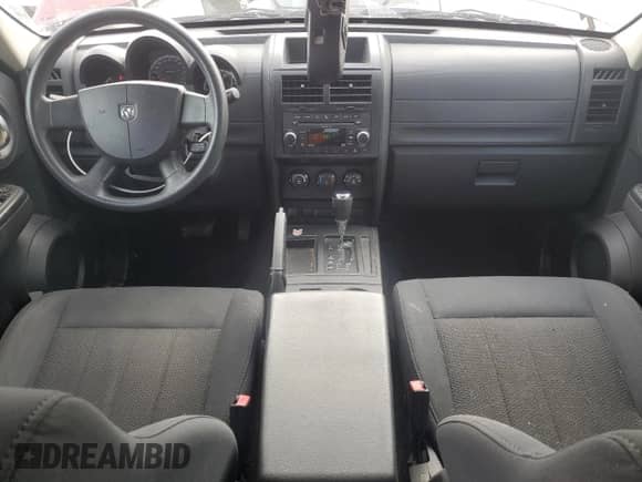 2011 Dodge Nitro Heat with VIN 1D4PT4GX4BW504795, listed as a Copart auction lot 55523595 with 162,742 mi miles and Salvage title. Bid and sale history available at DreamBid. Image 8.