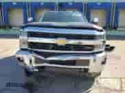 2015 Chevrolet Silverado 2500HD LTZ z VIN 1GC1KWE80FF675823, wystawiony jako Copart lot #80006275 z przebiegiem 153 818 mil mil oraz Szkoda całkowita • Salvage title. Historia ofert i sprzedaży dostępna na DreamBid. Obrazek 5.