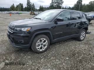 2025 Jeep Compass Sport with VIN 3C4NJDAN7ST504345, listed as a Copart auction lot 67967995 with 17,397 mi miles and Salvage title. Bid and sale history available at DreamBid. Image 1.