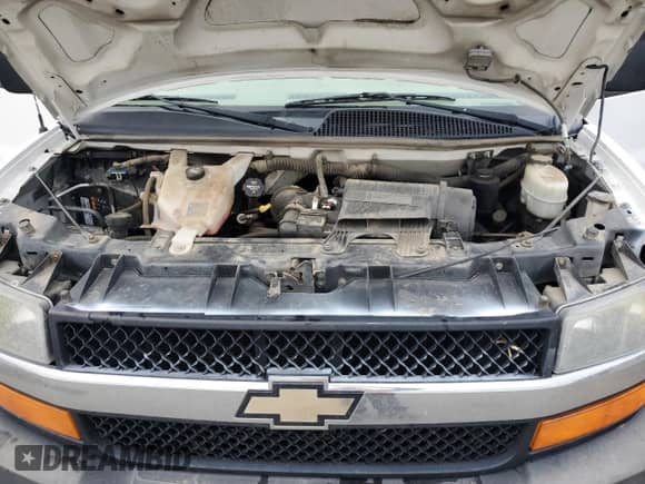 2013 Chevrolet Express Passenger 1LT with VIN 1GAZGYFG7D1130758, listed as a Copart auction lot 86925024 with 152,802 mi miles and Salvage title. Bid and sale history available at DreamBid. Image 12.