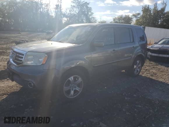 2013 Honda Pilot EX-L with VIN 5FNYF4H52DB076528, listed as a Copart auction lot 86453035 with 177,084 mi miles and Salvage title. Bid and sale history available at DreamBid. Image 1.