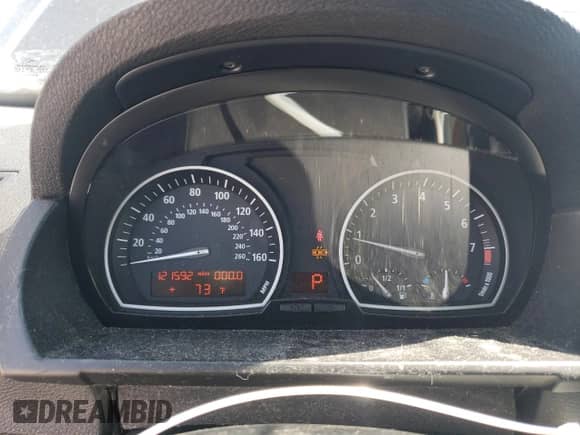 2010 BMW X3 xDrive30i z VIN WBXPC9C45AWJ33265, wystawiony jako Copart lot #72009505 z przebiegiem 121 592 mil mil oraz Szkoda całkowita • Salvage title. Historia ofert i sprzedaży dostępna na DreamBid. Obrazek 9.