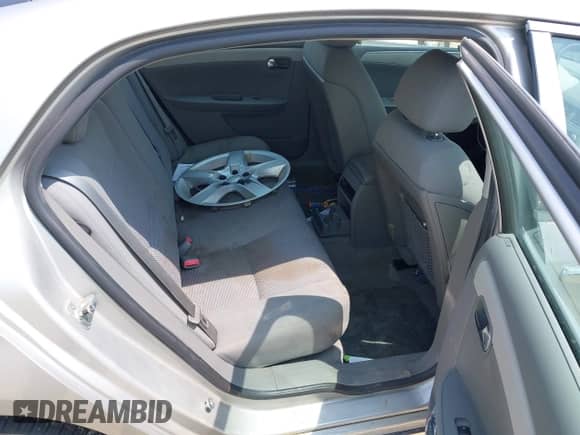 2008 Chevrolet Malibu 1LT с VIN 1G1ZH57B38F237121, выставлен на аукционе IAAI как лот 42486737 с пробегом 208 947 миль миль и . История ставок и продаж доступна на DreamBid. Изображение 8.