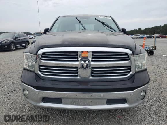 2014 Ram 1500 Big Horn z VIN 1C6RR6GT7ES254954, wystawiony jako Copart lot #82332185 z przebiegiem 107 838 mil mil oraz Czysty tytuł • Clean title. Historia ofert i sprzedaży dostępna na DreamBid. Obrazek 5.