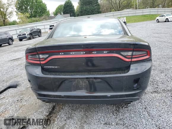 2023 Dodge Charger Police z VIN 2C3CDXAT4PH643318, wystawiony jako Copart lot #51910875 z przebiegiem Nie podano mil oraz Szkoda całkowita • Salvage title. Historia ofert i sprzedaży dostępna na DreamBid. Obrazek 6.