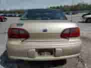 2005 Chevrolet Malibu Classic z VIN 1G1ND52F95M226698, wystawiony jako Copart lot #49798945 z przebiegiem Nie podano mil oraz Szkoda całkowita • Salvage title. Historia ofert i sprzedaży dostępna na DreamBid. Obrazek 6.