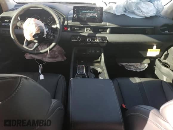 2024 Honda Pilot EX-L with VIN 5FNYG1H53RB039572, listed as a Copart auction lot 57660834 with 690 mi miles and Salvage title. Bid and sale history available at DreamBid. Image 8.