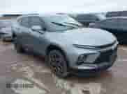 2023 Chevrolet Blazer RS с VIN 3GNKBERS1PS225588, выставлен на аукционе IAAI как лот 42193796 с пробегом 18 204 миль миль и . История ставок и продаж доступна на DreamBid. Изображение 1.