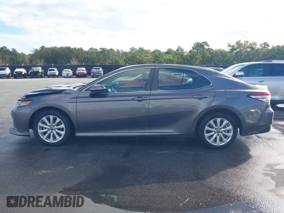 2019 Toyota Camry SE z VIN 4T1B11HK6KU831382, wystawiony jako IAAI lot #43426768 z przebiegiem 137 060 mil mil oraz . Historia ofert i sprzedaży dostępna na DreamBid. Obrazek 15.