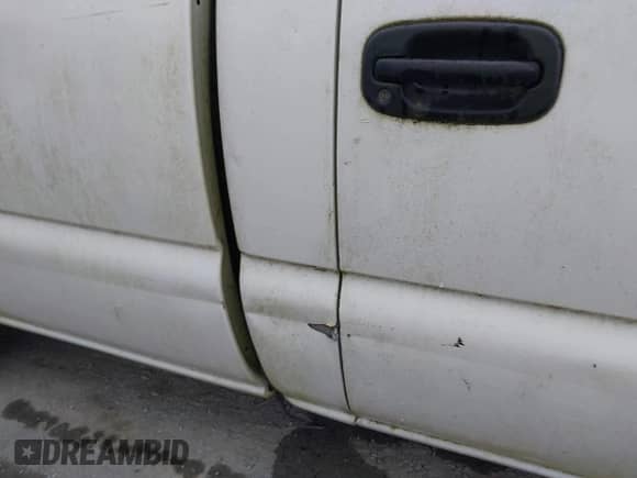 2002 Chevrolet Silverado 1500 Commercial с VIN 1GCEC14W02Z173601, выставлен на аукционе IAAI как лот 42230977 с пробегом 242 927 миль миль и . История ставок и продаж доступна на DreamBid. Изображение 6.