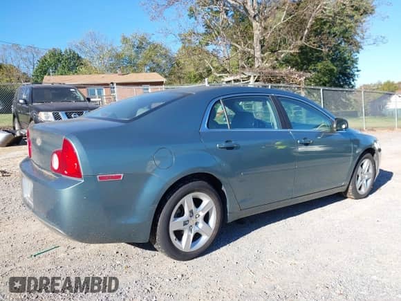 2009 Chevrolet Malibu 1LS with VIN 1G1ZG57BX94109121, listed as a IAAI auction lot 43470570 with 149,171 mi miles and . Bid and sale history available at DreamBid. Image 6.