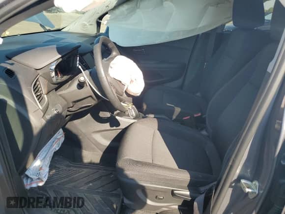 2020 Chevrolet Trax LT с VIN 3GNCJLSB2LL258514, выставлен на аукционе Copart как лот 80648155 с пробегом 29 625 миль миль и На запчасти • Non repairable. История ставок и продаж доступна на DreamBid. Изображение 7.