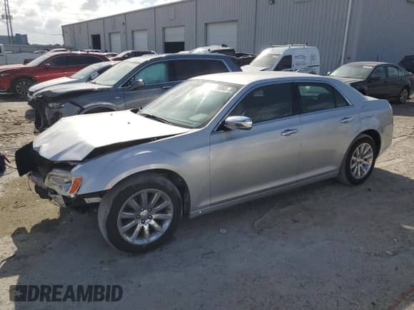 2011 Chrysler 300 Limited с VIN 2C3CA5CG1BH614350, выставлен на аукционе Copart как лот 80159955 с пробегом 116 305 миль миль и Списание • Salvage title. История ставок и продаж доступна на DreamBid. Изображение 1.