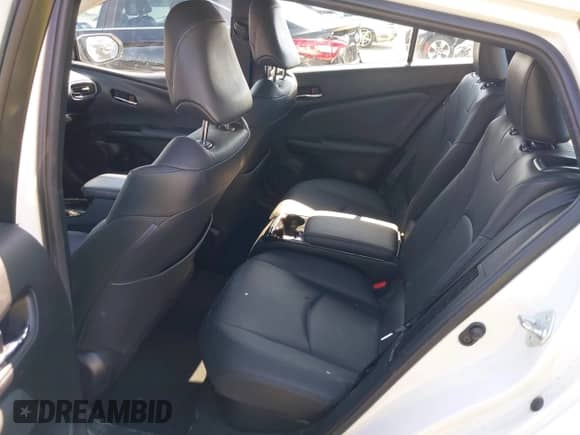 2019 Toyota Prius Plus с VIN JTDKARFP3K3113148, выставлен на аукционе IAAI как лот 42683697 с пробегом 83 510 миль миль и . История ставок и продаж доступна на DreamBid. Изображение 8.