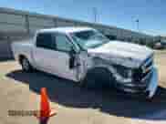 2021 Ram 1500 SLT z VIN 1C6RR7LG0MS543624, wystawiony jako Copart lot #80266955 z przebiegiem 135 015 mil mil oraz Szkoda całkowita • Salvage title. Historia ofert i sprzedaży dostępna na DreamBid. Obrazek 4.