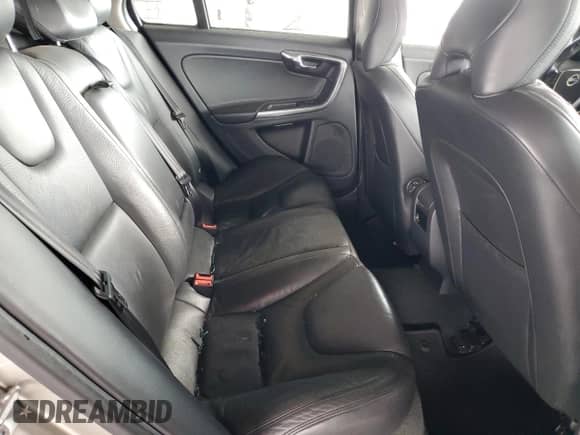 2014 Volvo S60 T5 с VIN YV1612FSXE2279409, выставлен на аукционе Copart как лот 81922425 с пробегом 140 738 миль миль и Списание • Salvage title. История ставок и продаж доступна на DreamBid. Изображение 10.