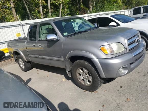 2004 Toyota Tundra SR5 z VIN 5TBBT44184S439680, wystawiony jako Copart lot #69971965 z przebiegiem 219 367 mil mil oraz Czysty tytuł • Clean title. Historia ofert i sprzedaży dostępna na DreamBid. Obrazek 4.