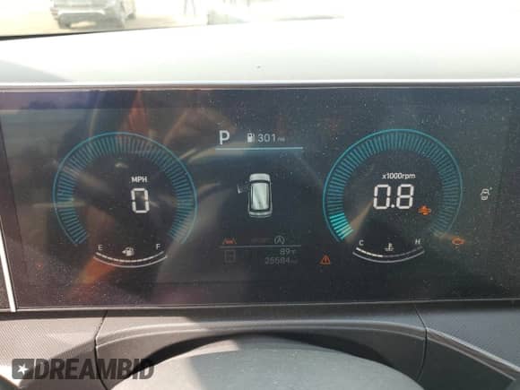 2024 Hyundai Santa Fe SE with VIN 5NMP14GL0RH007627, listed as a Copart auction lot 62236105 with 25,584 mi miles and Salvage title. Bid and sale history available at DreamBid. Image 9.