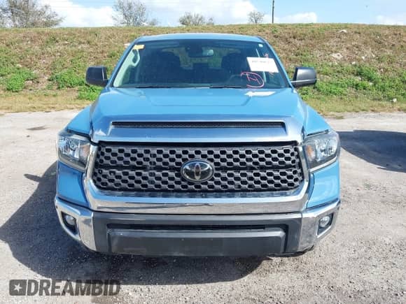 2020 Toyota Tundra SR5 с VIN 5TFDY5F1XLX887092, выставлен на аукционе IAAI как лот 40540625 с пробегом Не указан миль и . История ставок и продаж доступна на DreamBid. Изображение 11.