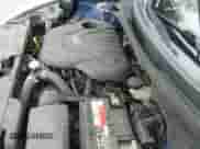 2015 Hyundai Veloster z VIN KMHTC6AD0FU243328, wystawiony jako IAAI lot #42439313 z przebiegiem 96 997 mil mil oraz . Historia ofert i sprzedaży dostępna na DreamBid. Obrazek 20.