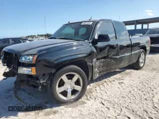 2005 Chevrolet Silverado SS с VIN 2GCEC19N951370022, выставлен на аукционе Copart как лот 44321335 с пробегом 160 064 миль миль и Списание • Salvage title. История ставок и продаж доступна на DreamBid. Изображение 1.