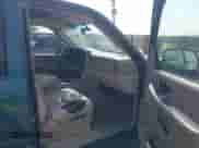 2005 Chevrolet Suburban Z71 с VIN 3GNFK16Z45G143706, выставлен на аукционе IAAI как лот 42490777 с пробегом 311 368 миль миль и . История ставок и продаж доступна на DreamBid. Изображение 5.