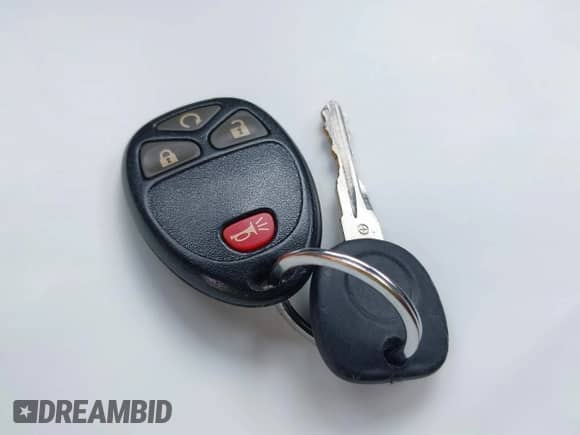 2013 Chevrolet Traverse LT z VIN 1GNKRGKD5DJ178629, wystawiony jako IAAI lot #42838354 z przebiegiem 181 140 mil mil oraz . Historia ofert i sprzedaży dostępna na DreamBid. Obrazek 11.