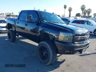 2007 Chevrolet Silverado 1500 1LT с VIN 2GCEC13J171575861, выставлен на аукционе IAAI как лот 43115173 с пробегом 98 514 миль миль и . История ставок и продаж доступна на DreamBid. Изображение 1.