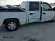 2005 GMC Sierra 1500 SLT z VIN 2GTEC13T751389983, wystawiony jako Copart lot #68369934 z przebiegiem Nie podano mil oraz Szkoda całkowita • Salvage title. Historia ofert i sprzedaży dostępna na DreamBid. Obrazek 10.