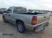 2000 Chevrolet Silverado 1500 z VIN 1GCEC14W6YZ361158, wystawiony jako IAAI lot #41682163 z przebiegiem 167 069 mil mil oraz . Historia ofert i sprzedaży dostępna na DreamBid. Obrazek 3.