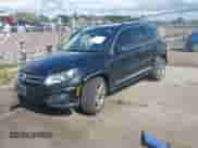 2017 Volkswagen Tiguan Sport с VIN WVGUV7AX1HK005016, выставлен на аукционе IAAI как лот 43291534 с пробегом 119 678 миль миль и . История ставок и продаж доступна на DreamBid. Изображение 2.