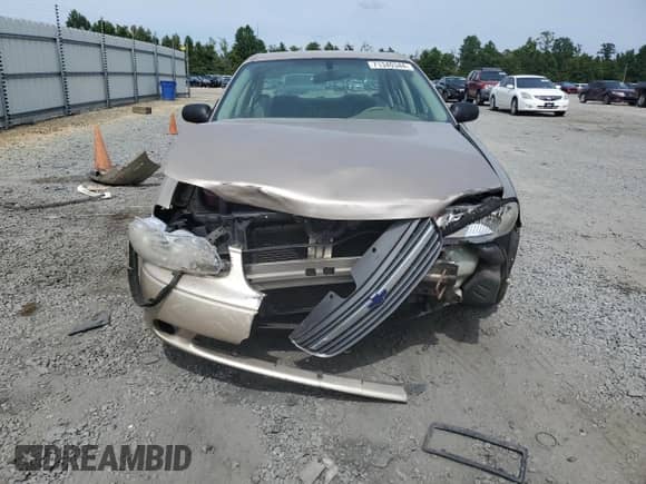 2005 Chevrolet Malibu Classic with VIN 1G1ND52F25M159099, listed as a Copart auction lot 71340344 with 301,390 mi miles and Salvage title. Bid and sale history available at DreamBid. Image 5.