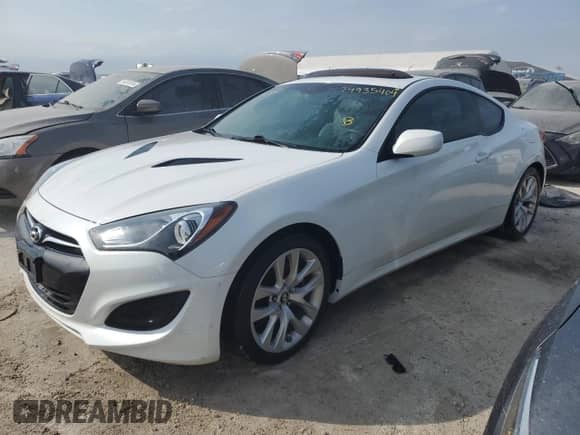2013 Hyundai Genesis Coupe 2.0T с VIN KMHHT6KD9DU101965, выставлен на аукционе Copart как лот 74935404 с пробегом Не указан миль и На запчасти • Non repairable. История ставок и продаж доступна на DreamBid. Изображение 1.