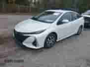 2022 Toyota Prius XLE with VIN JTDKAMFP9N3220440, listed as a IAAI auction lot 43428027 with 34,374 mi miles and . Bid and sale history available at DreamBid. Image 2.