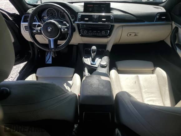 2018 BMW 4 Series 430i xDrive z VIN WBA4W5C54JAE43381, wystawiony jako Copart lot #63638495 z przebiegiem 86 274 mil mil oraz Szkoda całkowita • Salvage title. Historia ofert i sprzedaży dostępna na DreamBid. Obrazek 8.