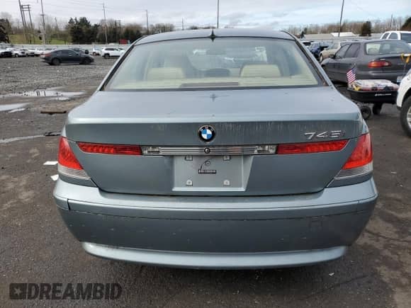 2002 BMW 7 Series 745i with VIN WBAGL63472DP56408, listed as a Copart auction lot 43949925 with 92,755 mi miles and Salvage title. Bid and sale history available at DreamBid. Image 6.