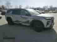 2025 Chevrolet Traverse AWD RS с VIN 1GNEVLRS7SJ152410, выставлен на аукционе Copart как лот 49700625 с пробегом 2 105 миль миль и Списание • Salvage title. История ставок и продаж доступна на DreamBid. Изображение 11.