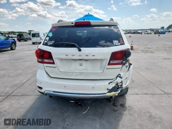 2018 Dodge Journey Crossroad with VIN 3C4PDCGG5JT276993, listed as a Copart auction lot 70786275 with 123,232 mi miles and Non repairable. Bid and sale history available at DreamBid. Image 6.