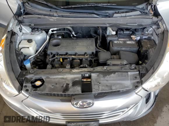 2010 Hyundai Tucson Limited z VIN KM8JU3AC2AU108306, wystawiony jako Copart lot #69644225 z przebiegiem 136 910 mil mil oraz Szkoda całkowita • Salvage title. Historia ofert i sprzedaży dostępna na DreamBid. Obrazek 12.