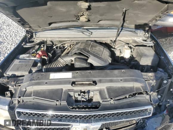 2011 Chevrolet Tahoe LS с VIN 1GNSCAE0XBR223506, выставлен на аукционе Copart как лот 87433045 с пробегом 156 433 миль миль и Списание • Salvage title. История ставок и продаж доступна на DreamBid. Изображение 12.