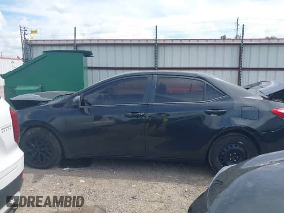 2019 Toyota Corolla L z VIN 5YFBURHE6KP900265, wystawiony jako IAAI lot #42641094 z przebiegiem 141 696 mil mil oraz . Historia ofert i sprzedaży dostępna na DreamBid. Obrazek 13.