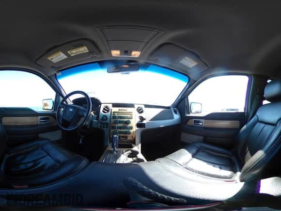 2011 Ford F-150 XLT z VIN 1FTFW1ET2BFC65701, wystawiony jako IAAI lot #42598794 z przebiegiem 209 676 mil mil oraz . Historia ofert i sprzedaży dostępna na DreamBid. Obrazek 19.