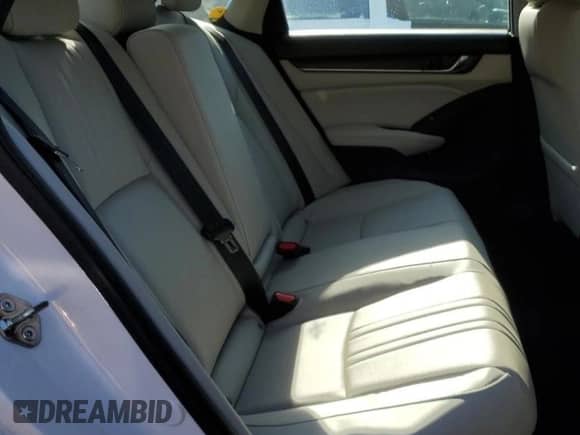 2018 Honda Accord EX-L с VIN 1HGCV1F54JA202134, выставлен на аукционе Copart как лот 85326645 с пробегом 29 270 миль миль и Списание • Salvage title. История ставок и продаж доступна на DreamBid. Изображение 10.